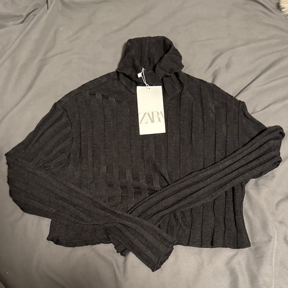 Zara Black Cropped Ribbed Turtleneck Sweater